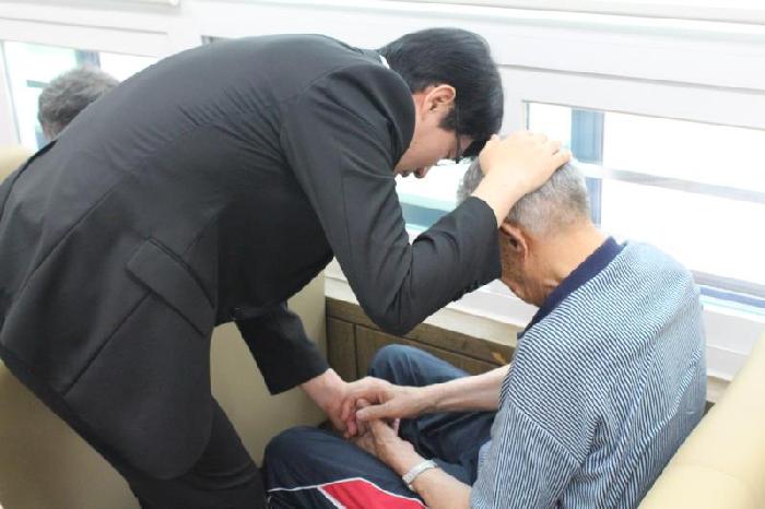 �����̳��κ�������