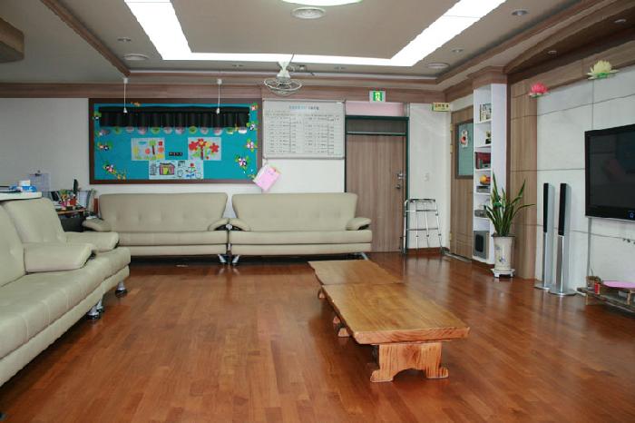 �Ķ�� �־߰���ȣ���񽺼���