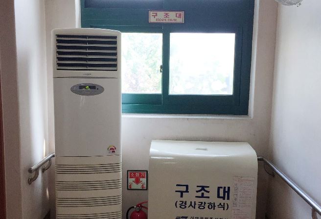 ��������������