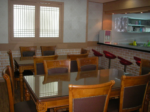 �����ο���