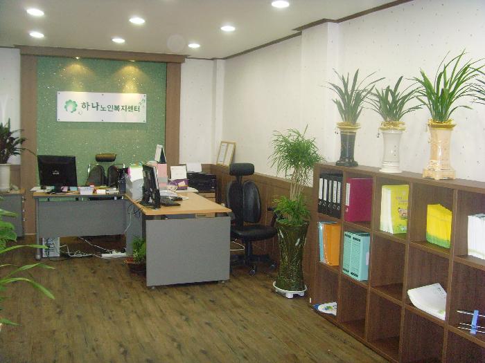 �ϳ����κ�������