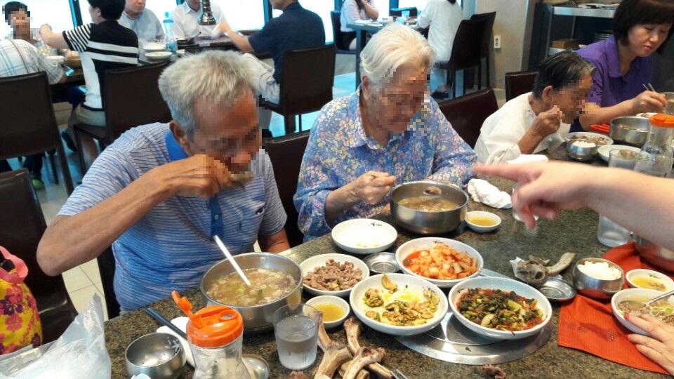 �κ����κ�������