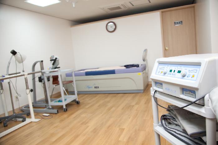 ���￩�ڰ�ȣ���б� �޸�ĳ��